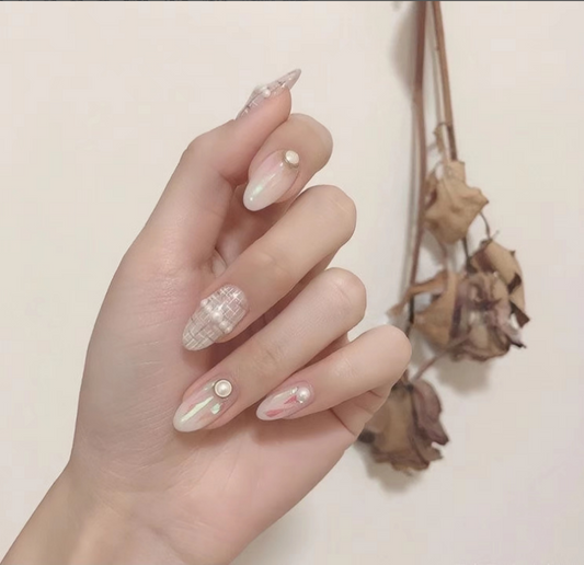 Cute And Sweet Luxury Hand-made Press On Nails 30pcs In Every Box