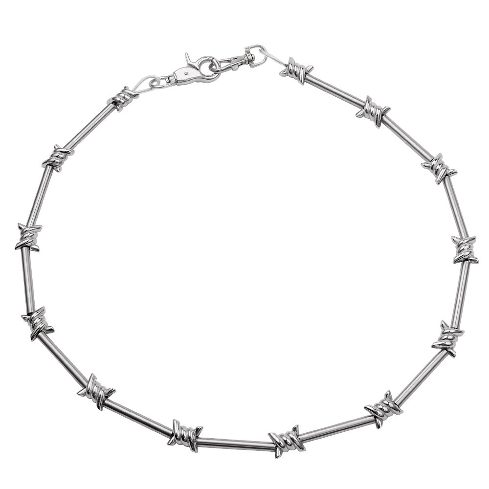 Men And Women Simple Fashion Geometric Pendant Necklace