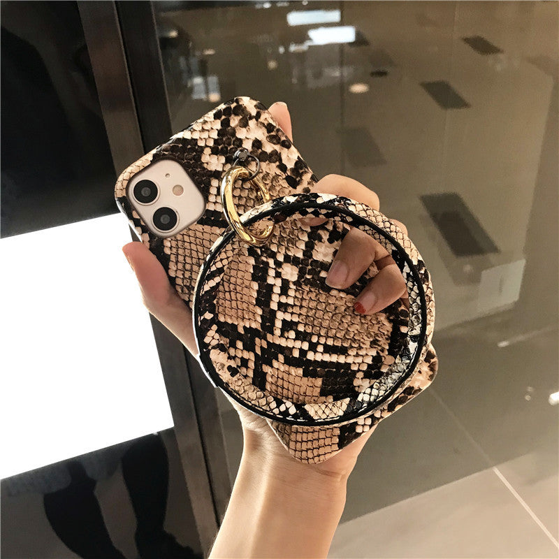 Compatible with Apple , Luxury snake print ring phone case