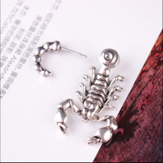 Three-dimensional Animal Scorpion Piercing Earrings