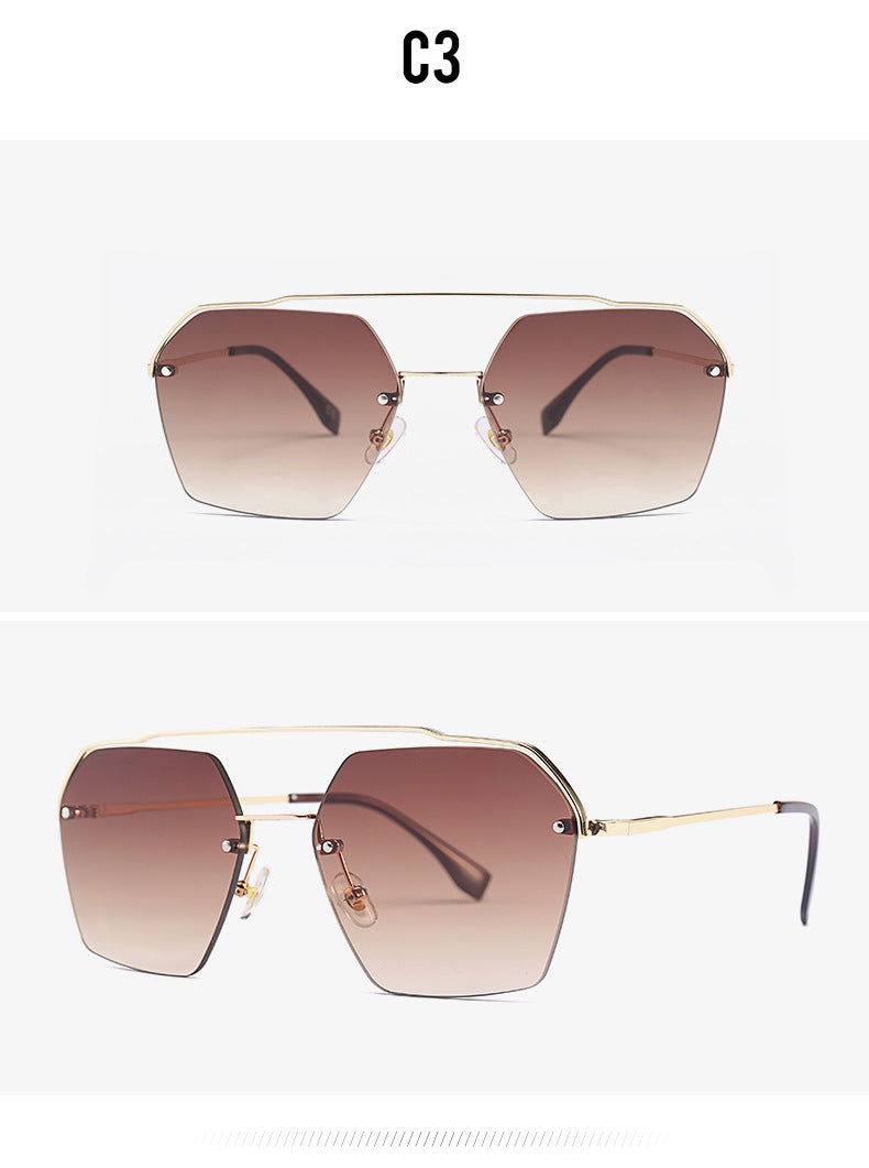 Gafas de sol de doble haz para mujer.