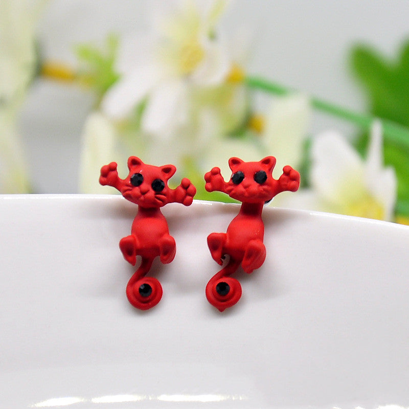 Three-dimensional color cat piercing earrings