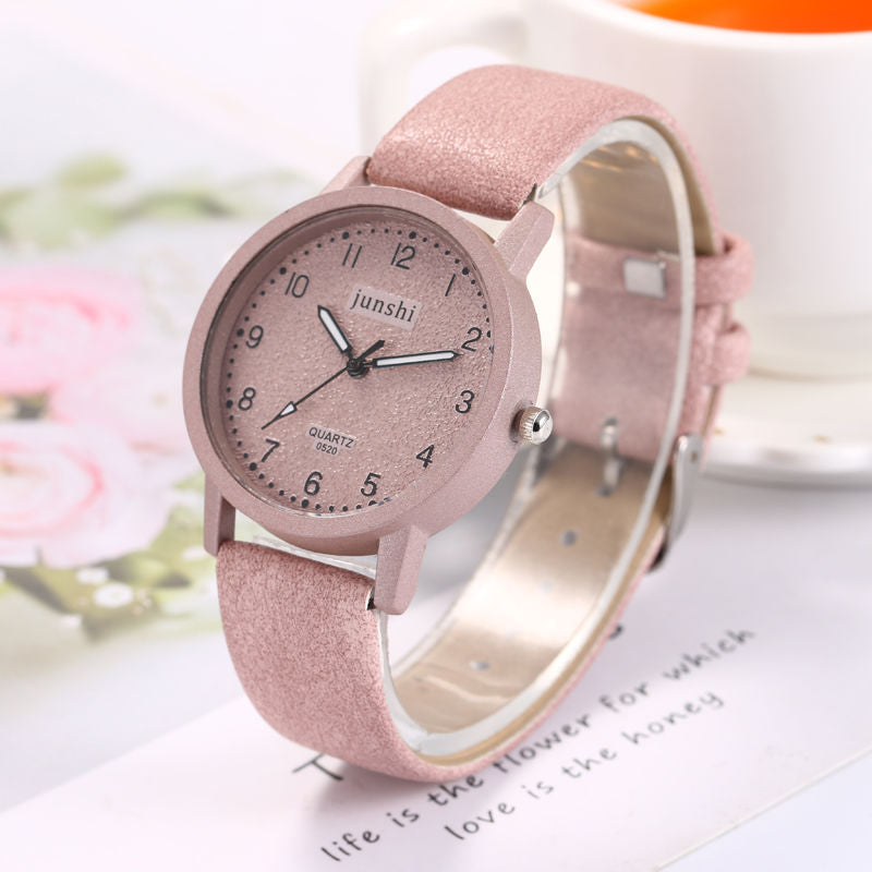 Relojes de cuarzo para parejas de moda informal para hombres y mujeres.