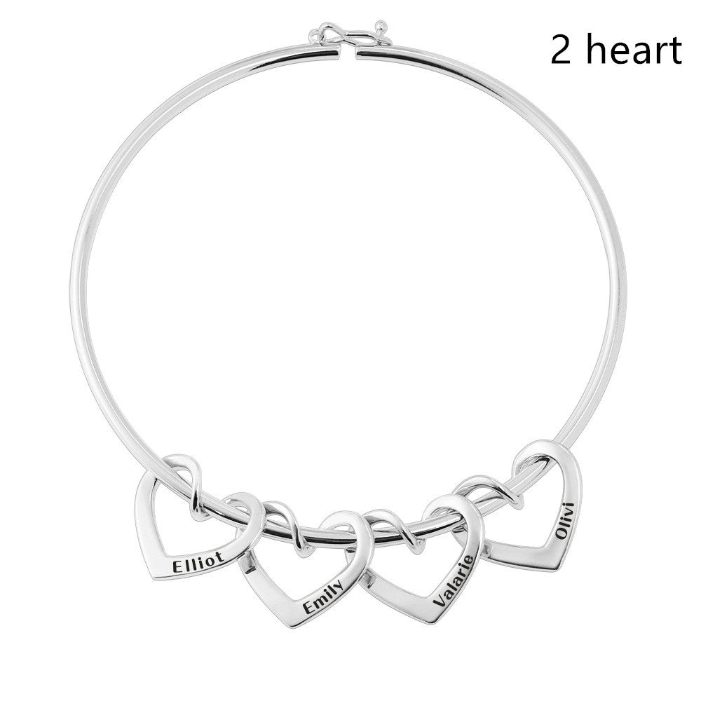 pulsera piercing curvada con forma de corazón de melocotón