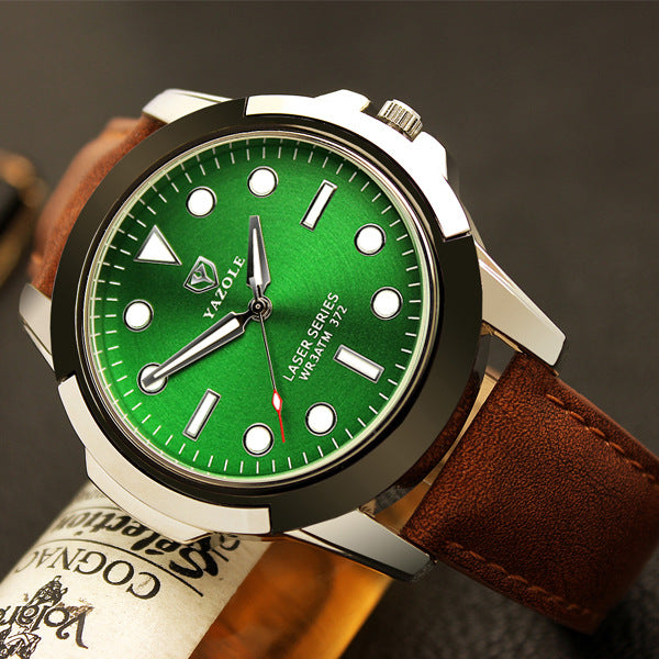 372 Relojes de cuarzo de la marca YAZOLE, relojes deportivos no mecánicos para hombres, relojes luminosos de la serie Ghost verde