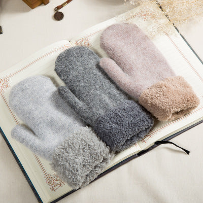 Wool gloves for women