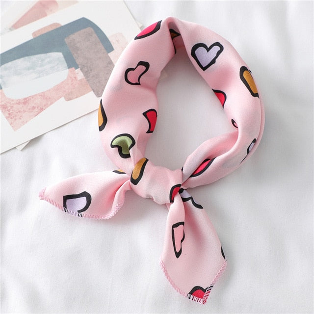 Pañuelo de seda pequeño con estampado de corazón para mujer, pañuelo para el pelo, pañuelos de cuello cuadrado, Foulard, bolso femenino, banda delgada, pañuelo 