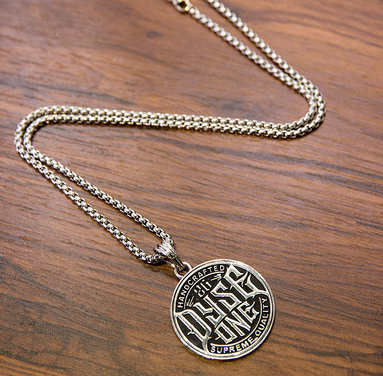 Hiphop pendant titanium steel chain pendant for men and women