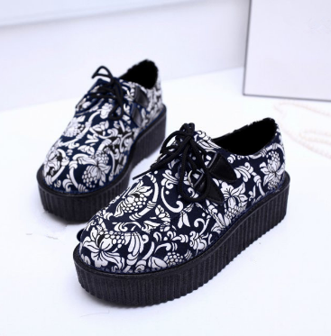 Zapatos de mujer Zapatos de plataforma plana Zapatos casuales de mujer negros con cordones Creepers de punta redonda Mujer