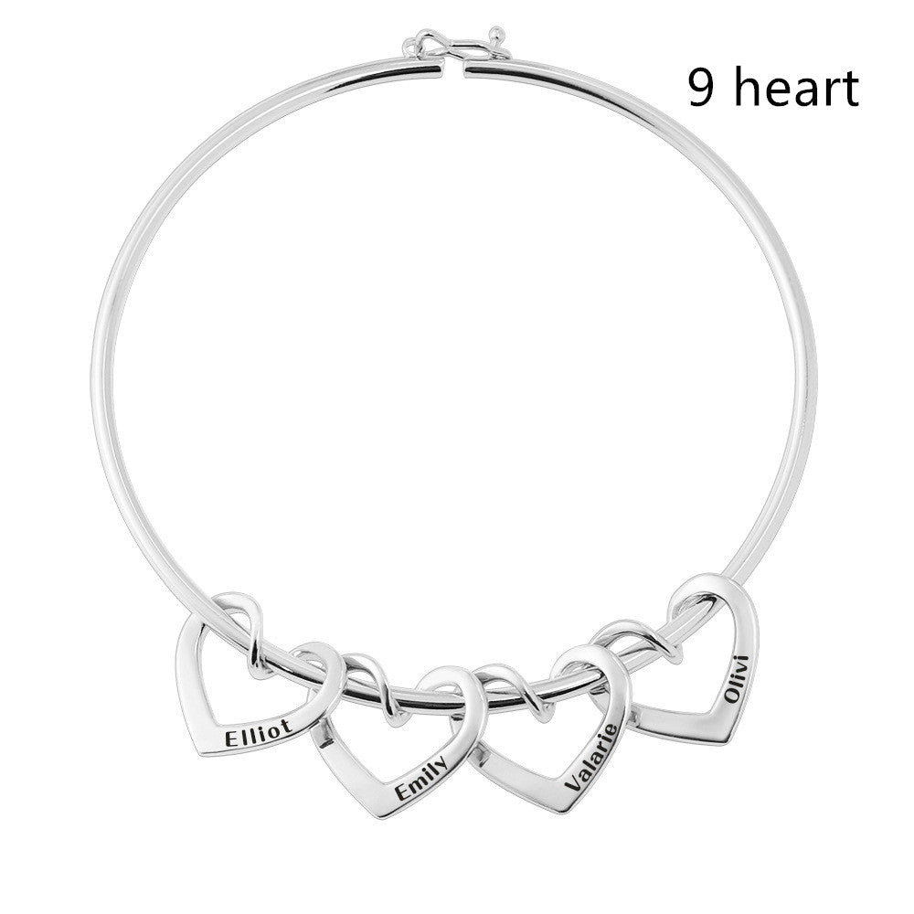 pulsera piercing curvada con forma de corazón de melocotón