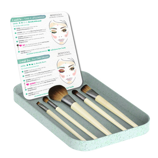 Brocha de maquillaje Ecotools.