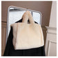 Bolsos de invierno Bolso de felpa con cadena Totes Bolso de hombro para mujer