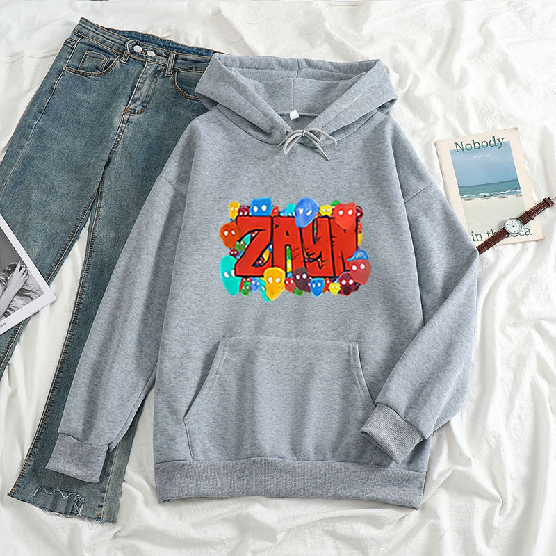 Sudadera con capucha con estampado de letras ZAYN de color artístico