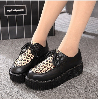 Zapatos de mujer Zapatos de plataforma plana Zapatos casuales de mujer negros con cordones Creepers de punta redonda Mujer