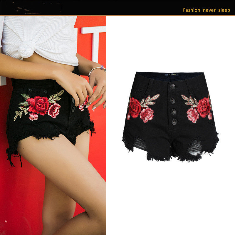 Shorts de mujer vaqueros con barba suelta bordados