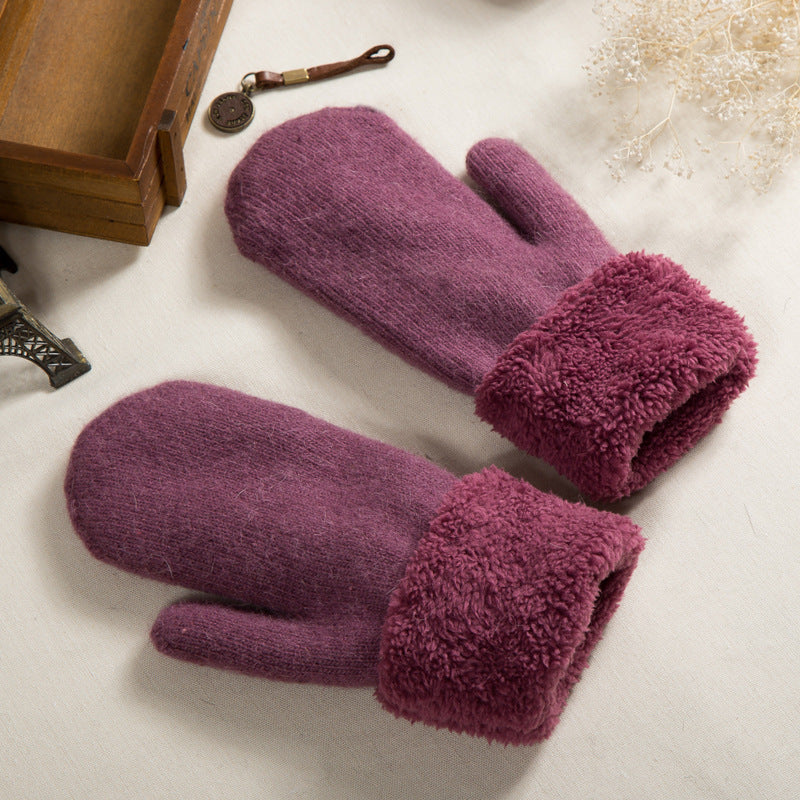 Wool gloves for women