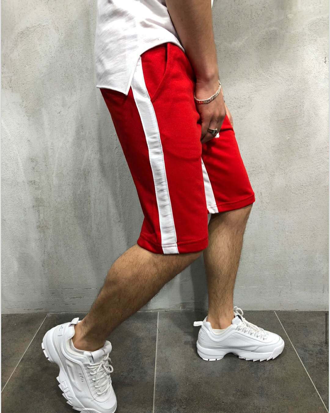 Pantalones cortos de nuevo estilo Pantalones cortos deportivos y de ocio Pantalones cortos de cinco puntos para hombres