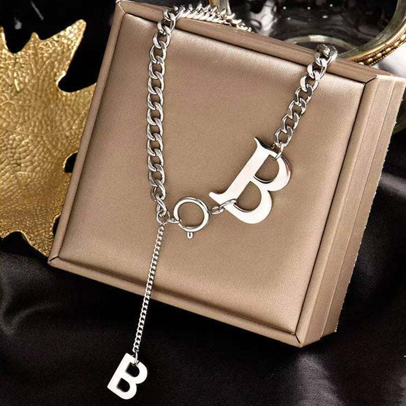 Chain Short Necklace For Woman M Letter Pendant Neck Jewelry